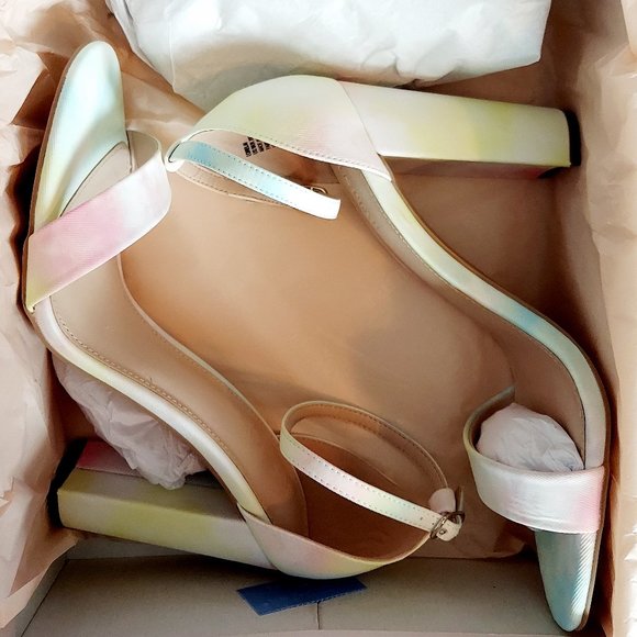 NIB JUSTFAB LORELAI PASTEL TIE DYE BLOCK HEELED SANDAL (8.5 & 9) - Picture 7 of 10